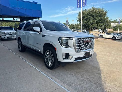 Used 2023 GMC Yukon XL Denali w/ Max Trailering Package AWD/4WD image 2