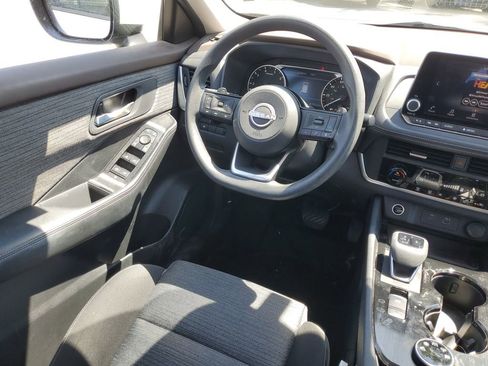 Used 2023 Nissan Rogue SV AWD/4WD image 13