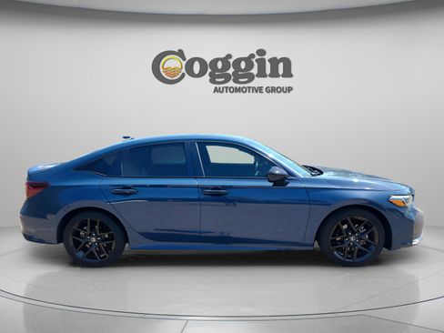 Used 2025 Honda Civic FWD Hybrid Sedan image 7