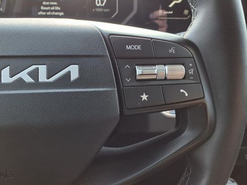 Certified 2025 Kia K4 EX FWD image 18