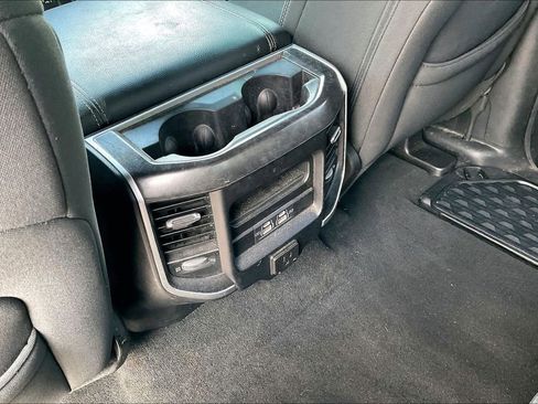 Used 2021 RAM 1500 Big Horn RWD image 33