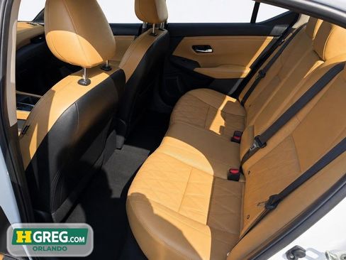 Used 2023 Nissan Sentra SV w/ SV Premium Package FWD image 16