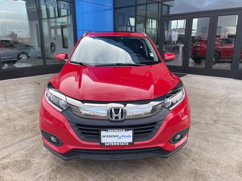 Used 2020 Honda HR-V EX-L image 2