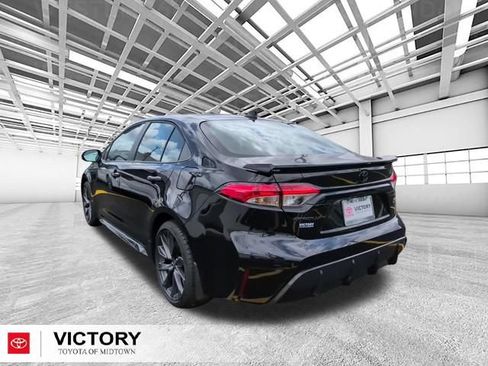 Used 2026 Toyota Corolla SE w/ SE Package FWD image 6