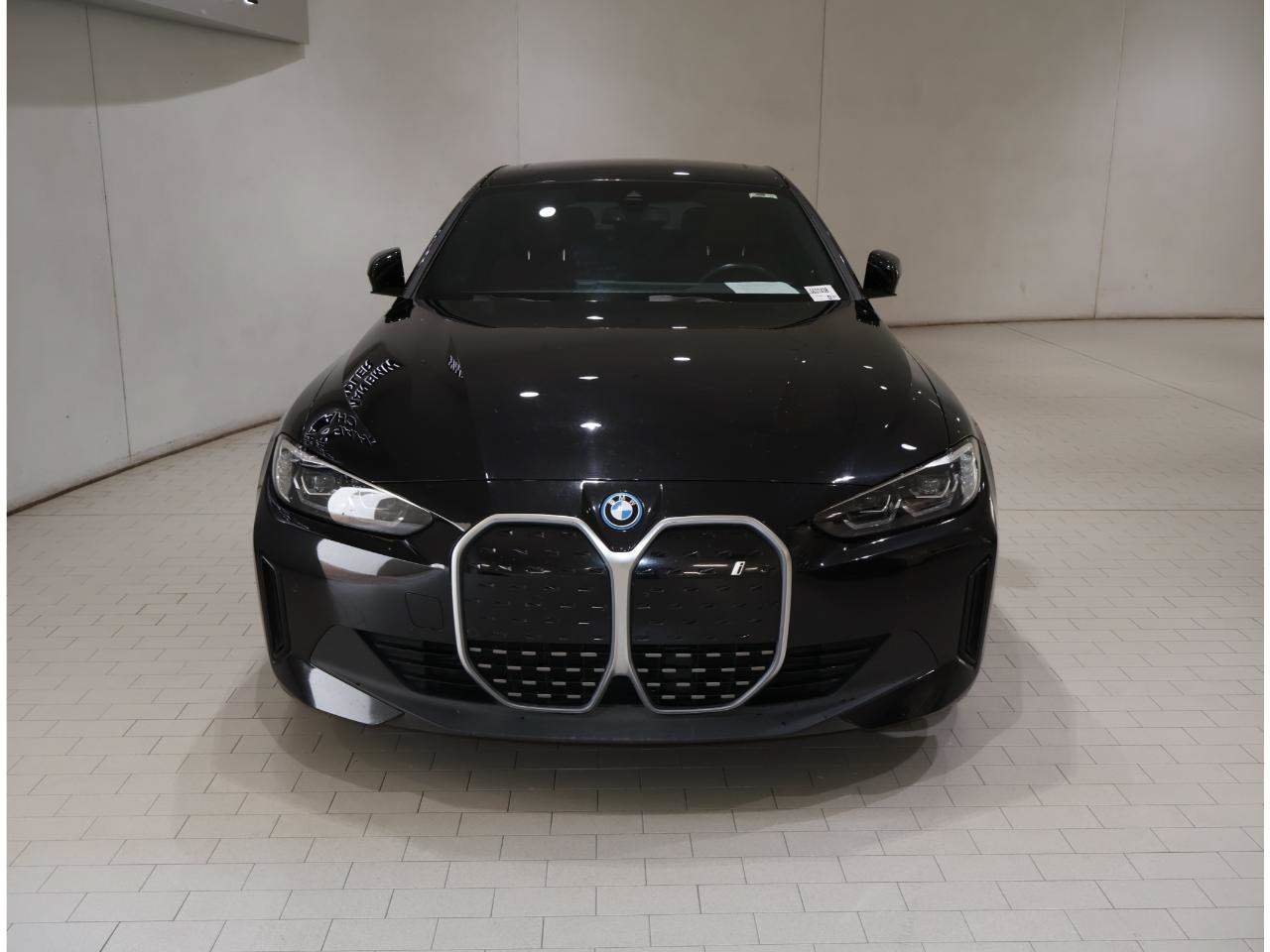 Certified 2024 BMW i4 eDrive35 w/ Convenience Package RWD image 8