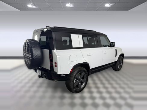 New 2026 Land Rover Defender 110 X-Dynamic SE AWD/4WD image 9