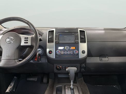 Used 2015 Nissan Frontier PRO-4X w/ Pro-4x Luxury Package AWD/4WD image 14