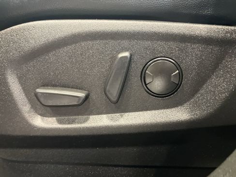 Used 2023 Ford Edge SEL w/ Convenience Package AWD/4WD image 11