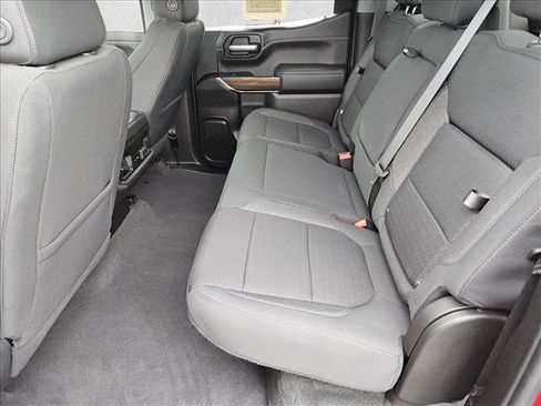 Used 2021 Chevrolet Silverado 1500 LT Trail Boss w/ Convenience Package II image 18