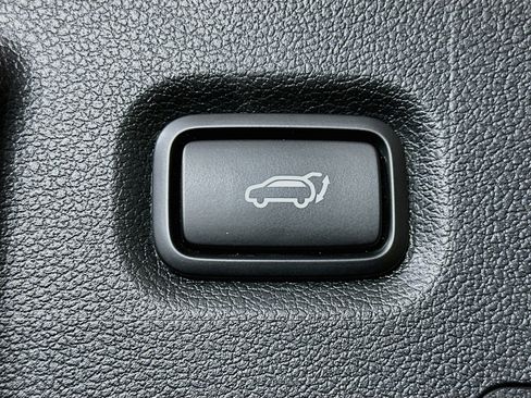 Used 2020 Hyundai Santa Fe Limited w/ Cargo Package FWD image 30