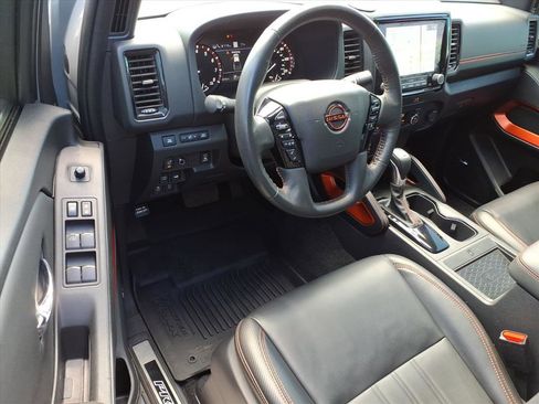 Used 2023 Nissan Frontier PRO-4X w/ Pro-4X Premium Package AWD/4WD image 19