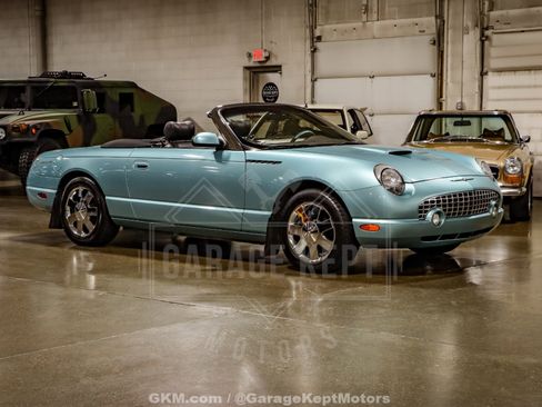 Used 2002 Ford Thunderbird Deluxe image 1