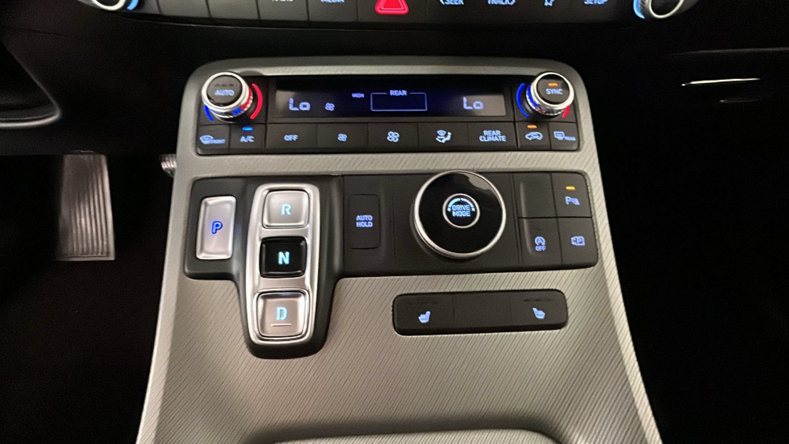 Used 2025 Hyundai Palisade SEL FWD image 24