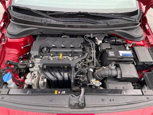 Used 2022 Hyundai Accent Limited image 19