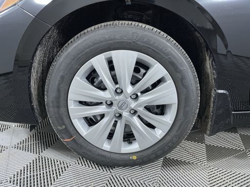 New 2025 Nissan Sentra S image 23