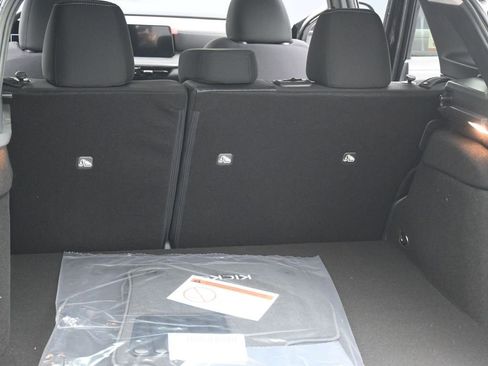 New 2026 Nissan Kicks SV AWD/4WD image 18