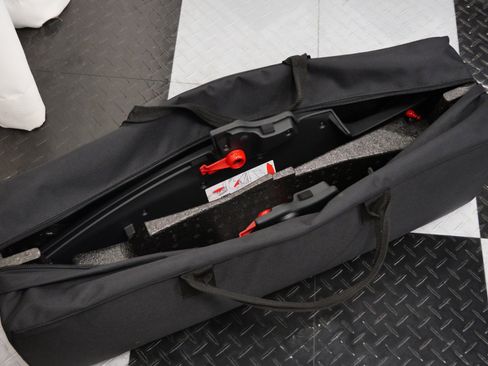 Used 2009 Mercedes-Benz SLR image 33