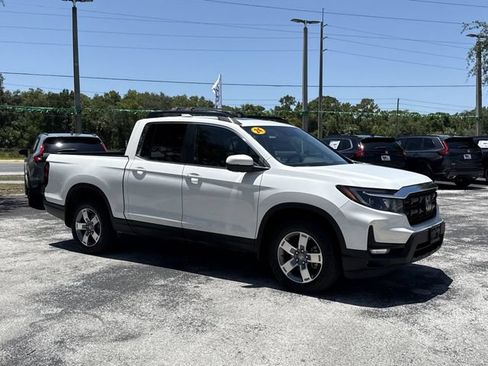 Certified 2024 Honda Ridgeline RTL image 5