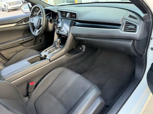 Used 2019 Honda Civic Sport image 17