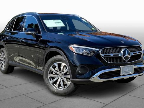 Certified 2026 Mercedes-Benz GLC 300 4MATIC image 2