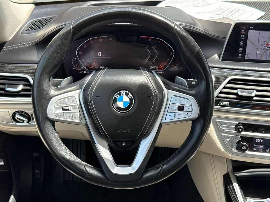 Used 2022 BMW 750i xDrive AWD/4WD image 15