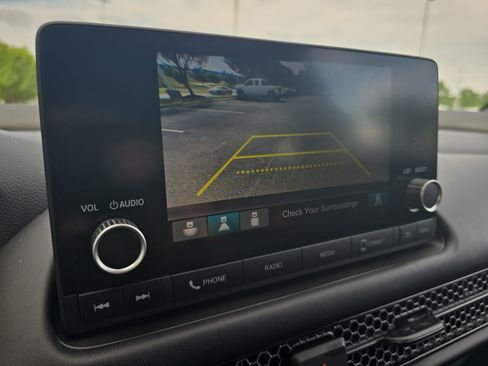 Certified 2025 Honda HR-V Sport image 20