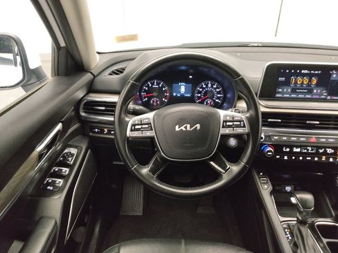 Used 2022 Kia Telluride EX FWD image 22