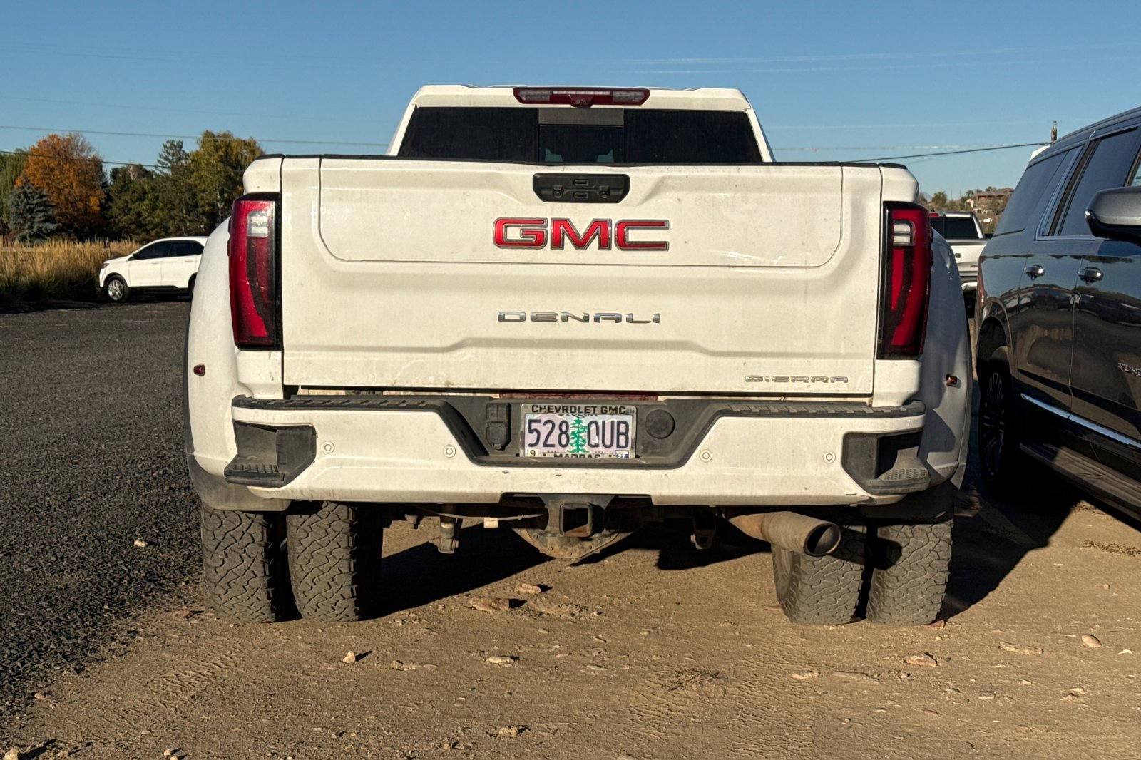 Used 2024 GMC Sierra 3500 Denali w/ Denali Reserve Package AWD/4WD image 5