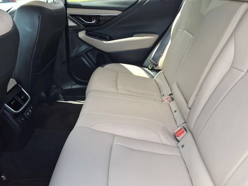 Used 2022 Subaru Outback Limited AWD/4WD image 16