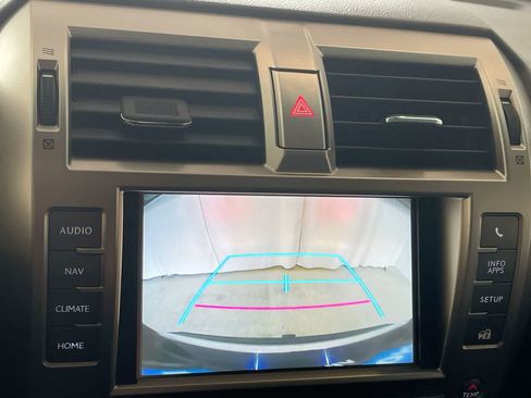 Used 2017 Lexus GX 460 Premium w/ Premium Package AWD/4WD image 17