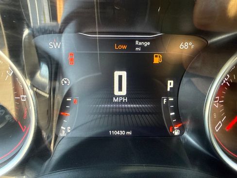Used 2022 Dodge Challenger GT RWD image 12