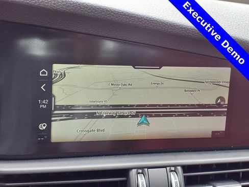 New 2025 Alfa Romeo Giulia Veloce w/ Veloce Package Rwd image 19