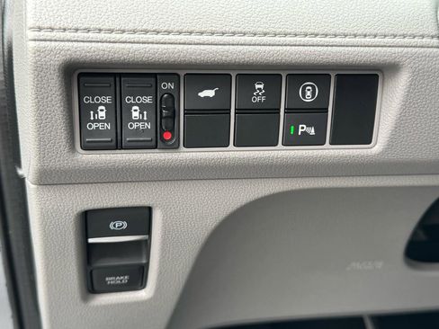 Used 2022 Honda Odyssey Touring image 26