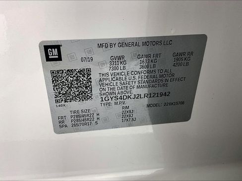 Used 2020 Cadillac Escalade Platinum image 33