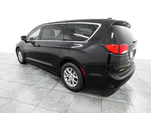 New 2026 Chrysler Voyager LX FWD image 5