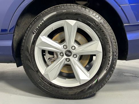 Used 2023 Audi Q7 2.0T Premium w/ Convenience Package image 41