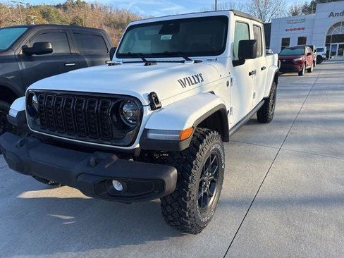 New 2026 Jeep Gladiator Willys AWD/4WD image 11