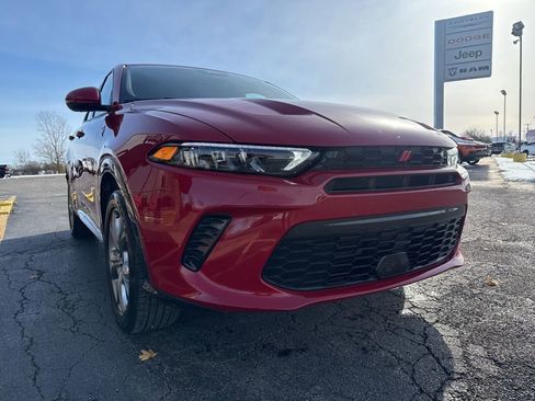 Used 2024 Dodge Hornet R/T image 6