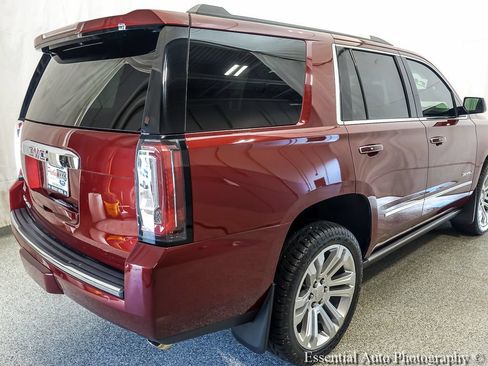 Used 2019 GMC Yukon Denali w/ Denali Ultimate Package AWD/4WD image 9