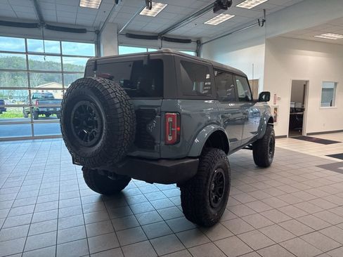 Used 2022 Ford Bronco Outer Banks AWD/4WD image 15