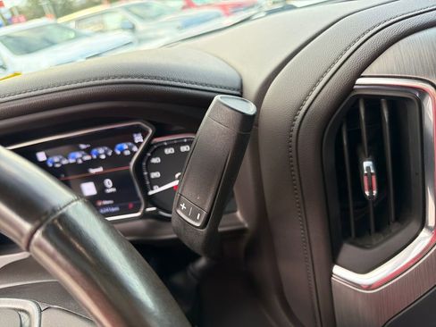 Certified 2022 GMC Sierra 3500 Denali image 28