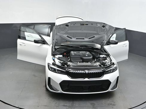 Used 2026 BMW 330i Sedan w/ M Sport Package RWD image 51