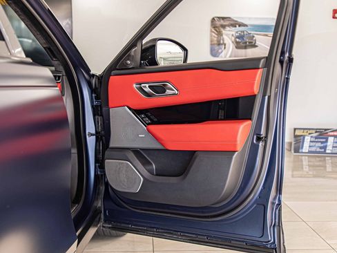 Used 2020 Land Rover Range Rover Velar SV Autobiography Dynamic image 42