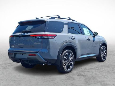 New 2026 Nissan Pathfinder Platinum w/ Cargo Package AWD/4WD image 4