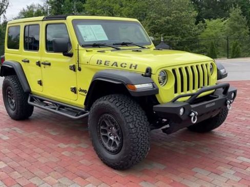 Used 2022 Jeep Wrangler Unlimited Sport w/ Xtreme Recon 35" Tire Package AWD/4WD image 3