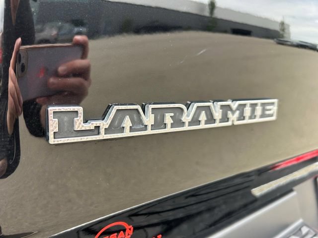 Used 2024 RAM 1500 Laramie AWD/4WD image 11