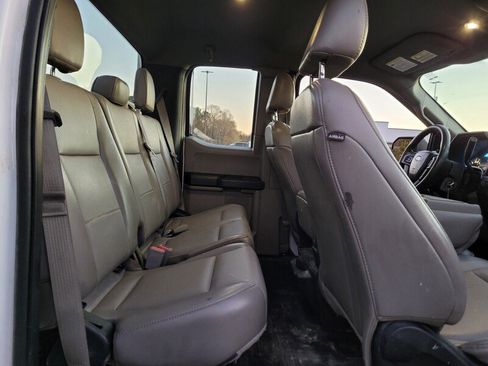 Used 2018 Ford F150 XL w/ Equipment Group 101A Mid image 12