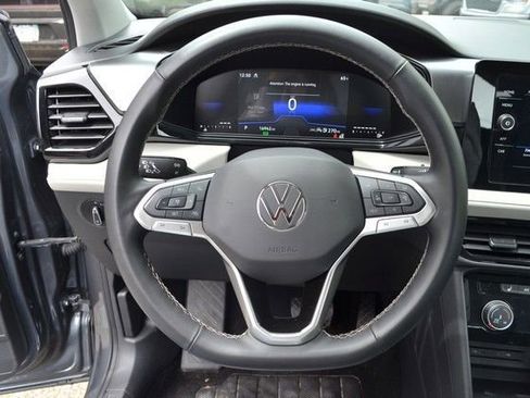 Used 2025 Volkswagen Taos S AWD/4WD image 19