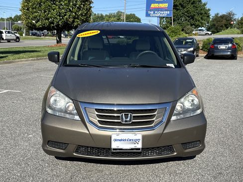 Used 2010 Honda Odyssey LX image 3