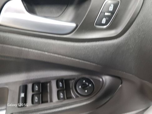 Used 2018 Ford Escape SE image 26